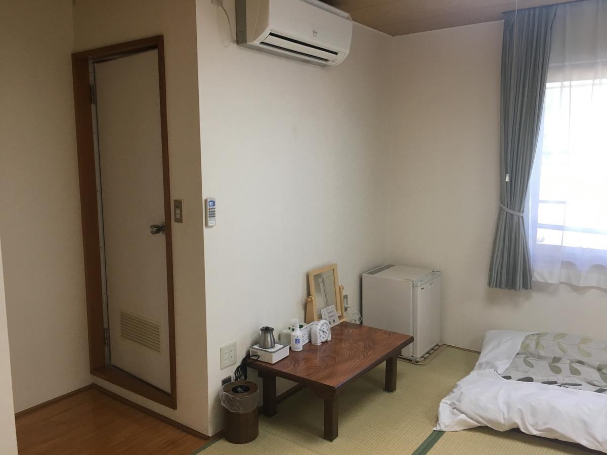 גוטמבה Business Hotel Kanekura מראה חיצוני תמונה